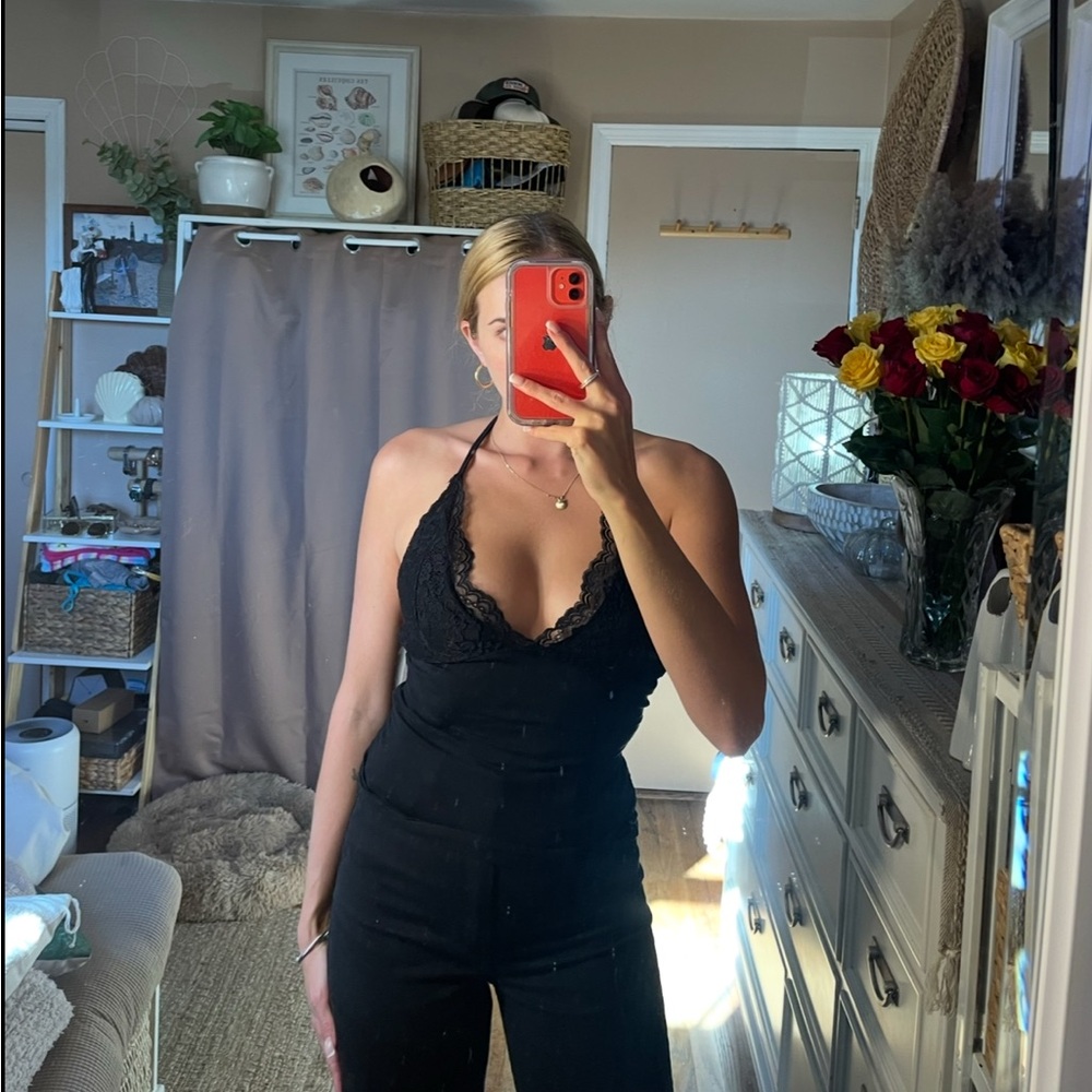 SHEIN black lace trimmed tank top - Picture 6 of 13